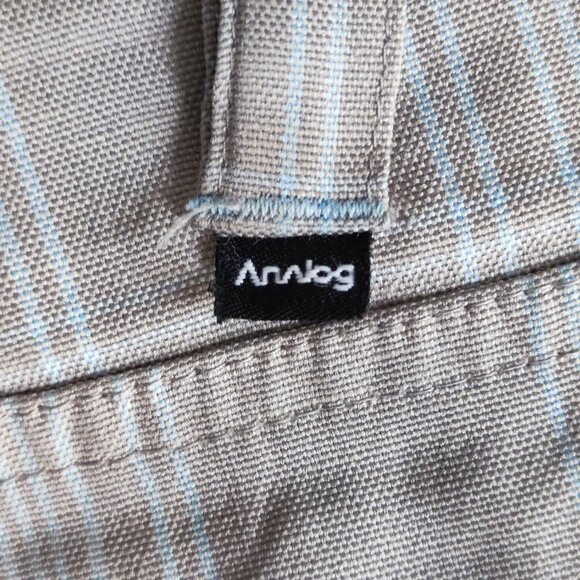 Analog skater shorts men's size 34 cream with light blue plaid pattern - Picture 5 of 14